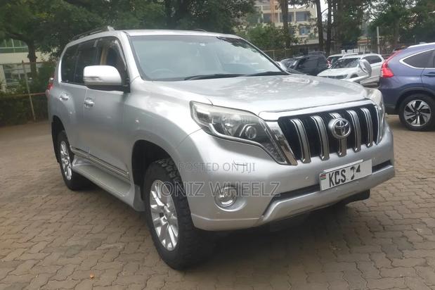 Toyota Land Cruiser Prado 2011 Silver