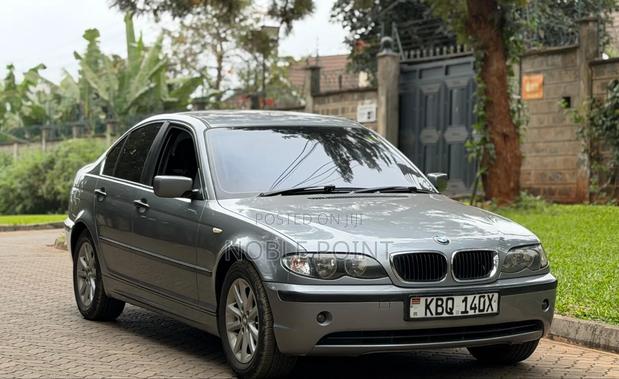BMW 118i 2004 Gray