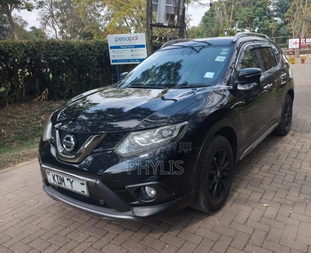Nissan X-Trail 2016 Black