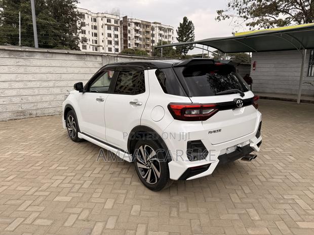 Toyota Raize 1.0 FWD 2020 White