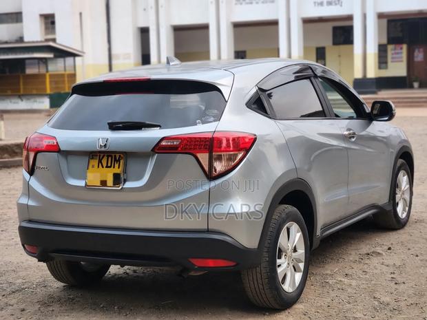 Honda Vezel 2015 Silver