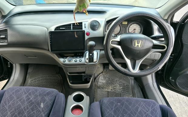 Honda Stream 2010 Black