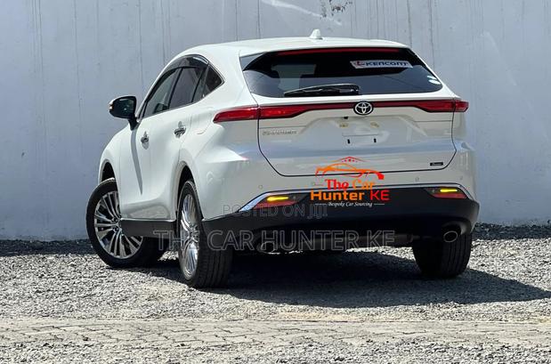 Toyota Harrier 2.0 2020 White