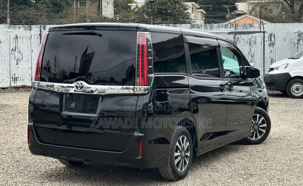 Toyota Noah 2020 Black