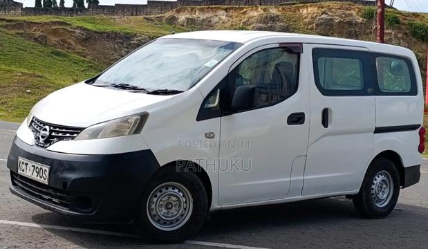 Nissan NV1500 2012 White