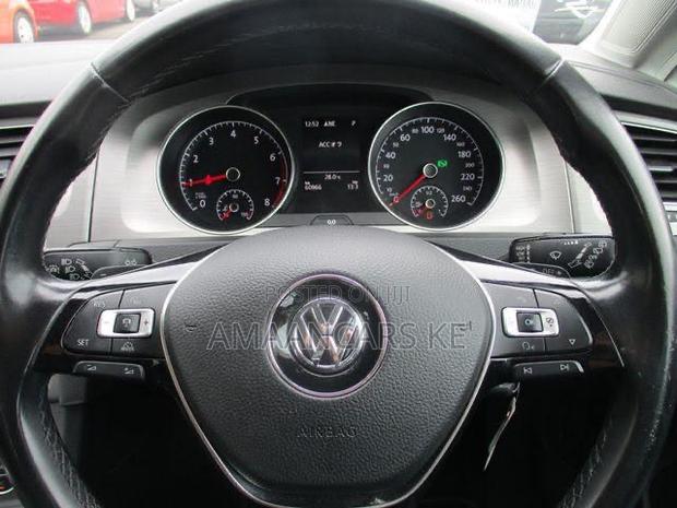 Volkswagen Golf TSI S 4-Door FWD 2016 White
