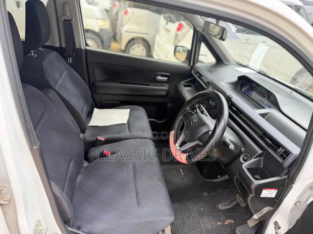 Suzuki Wagon R 2019 White