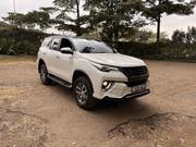 Toyota Fortuner 2.8 D RWD 2018 White for sale