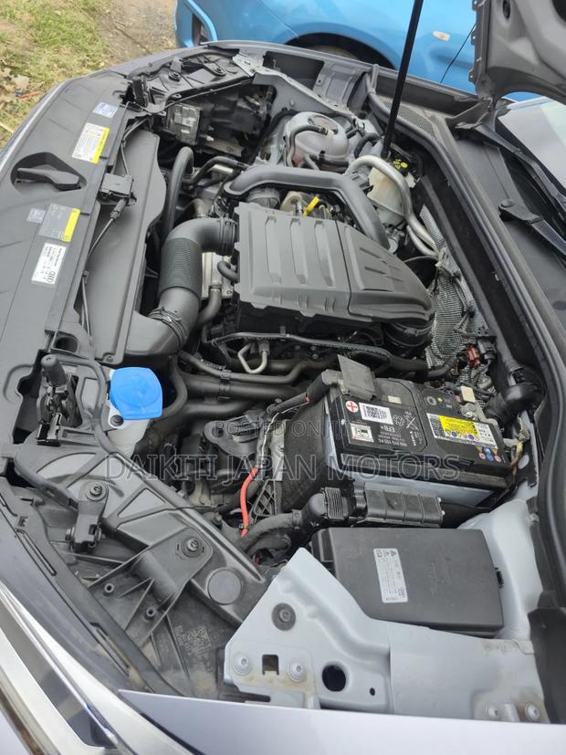 Audi Q2 2019 Silver