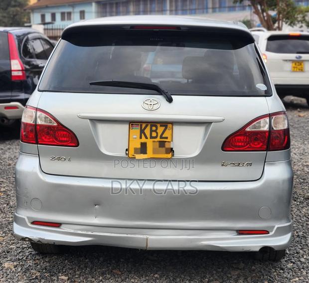 Toyota Ipsum 2008 Silver