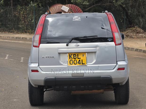 Nissan X-Trail 2.0 2003 Silver