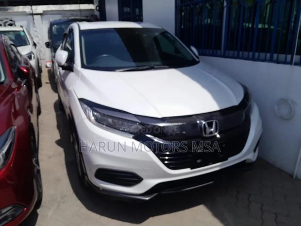 Honda Vezel 2019 White