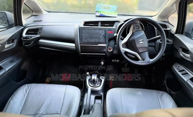 Honda Fit 2016 Silver