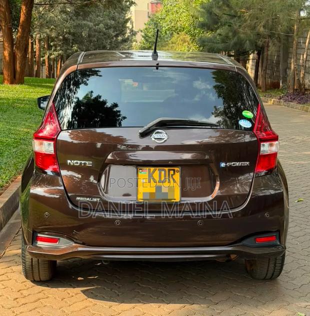 Nissan Note 2017 Brown