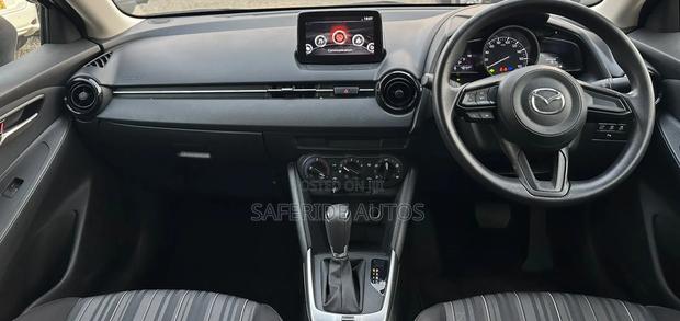 Mazda 2 2020 White