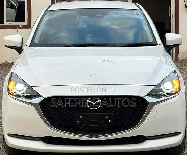 Mazda 2 2020 White