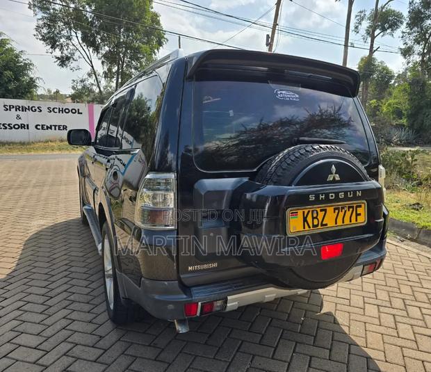 Mitsubishi Pajero 2008 Black