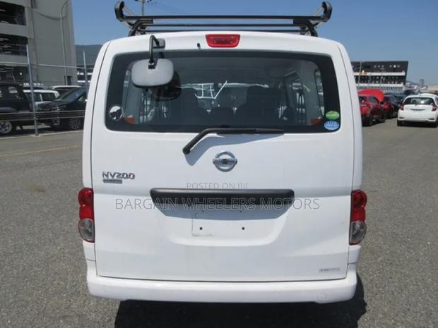 Nissan NP200 2019 White