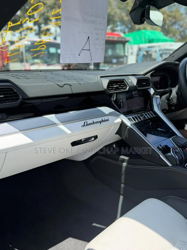 Lamborghini Urus Base 4dr AWD 2020 White