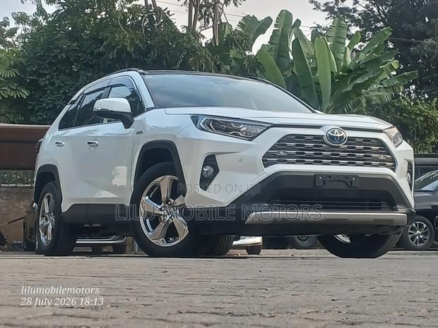 Toyota RAV4 2020 White