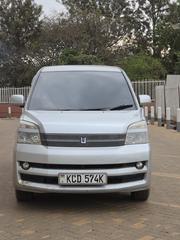 Toyota Noah 2006 Silver for sale