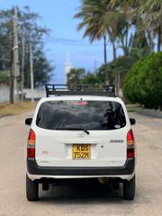 Toyota Succeed 2017 White for sale