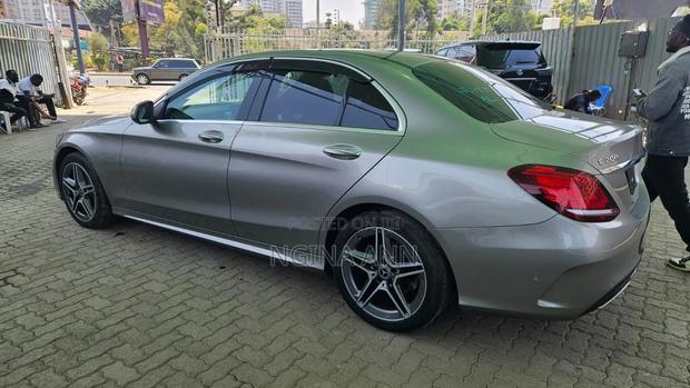 Mercedes-Benz C200 2019 Silver