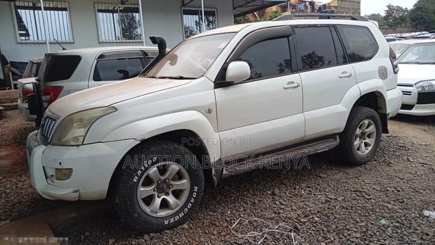 Toyota Land Cruiser Prado 2007 White