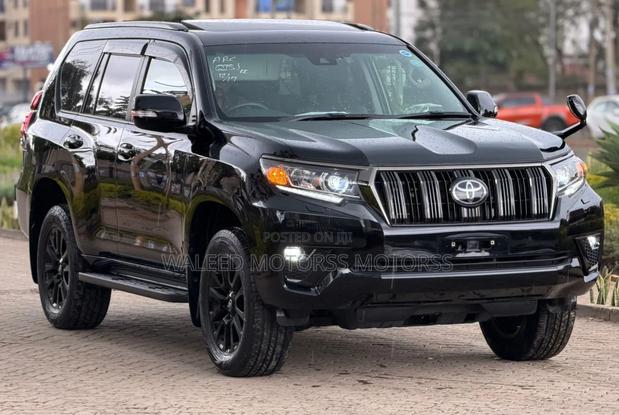 Toyota Land Cruiser Prado 2020 Black