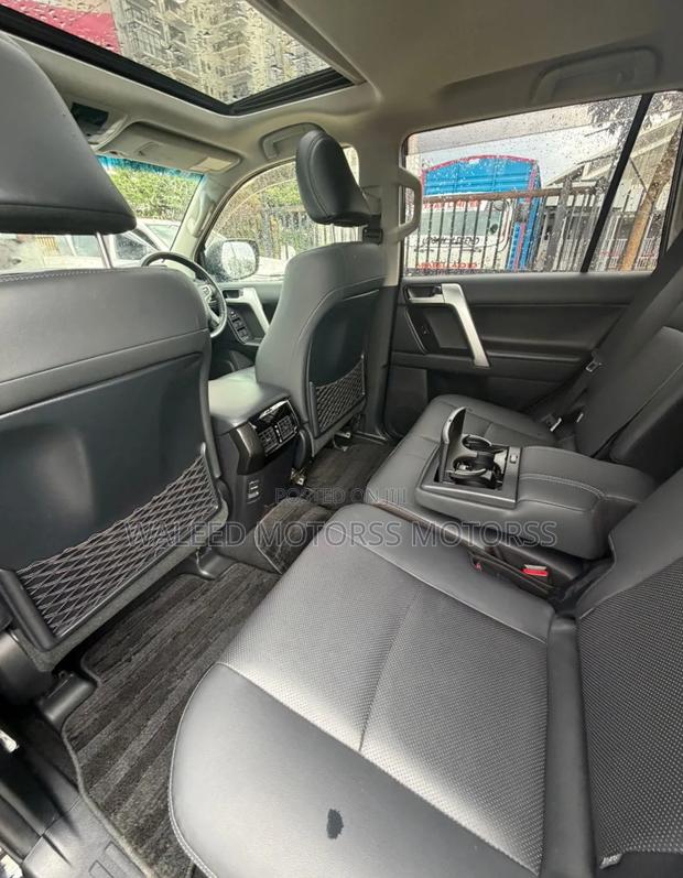 Toyota Land Cruiser Prado 2020 Black