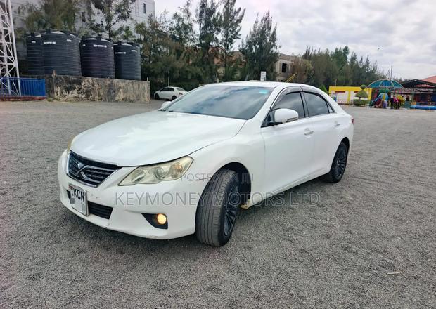Toyota Mark X 2010 White