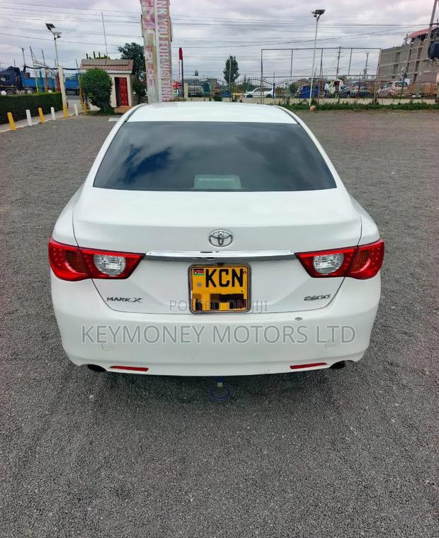 Toyota Mark X 2010 White