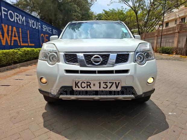 Nissan X-Trail 2011 White