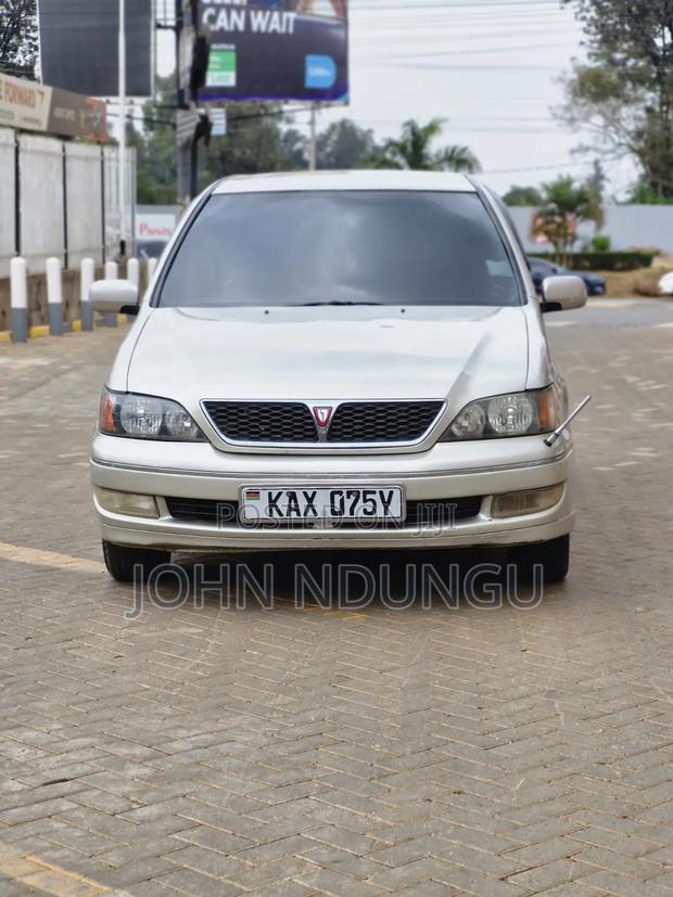 Toyota Vista 2000 Brown