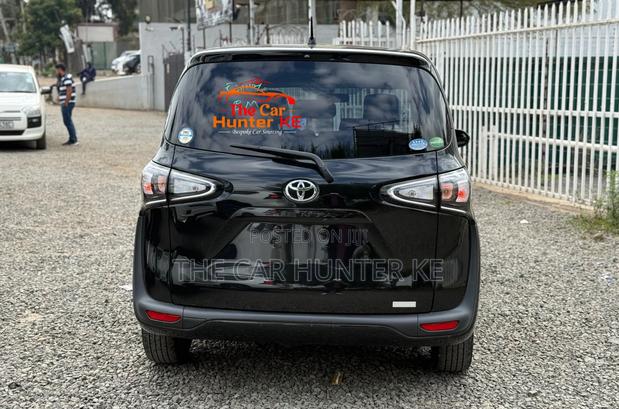 Toyota Sienta 1.5 FWD 2019