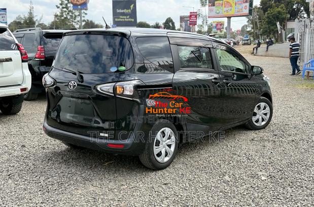Toyota Sienta 1.5 FWD 2019