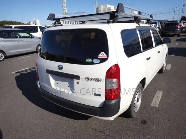 Toyota Succeed 2019 White