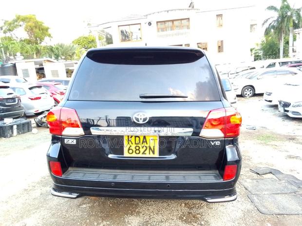 Toyota Land Cruiser 2013 Black