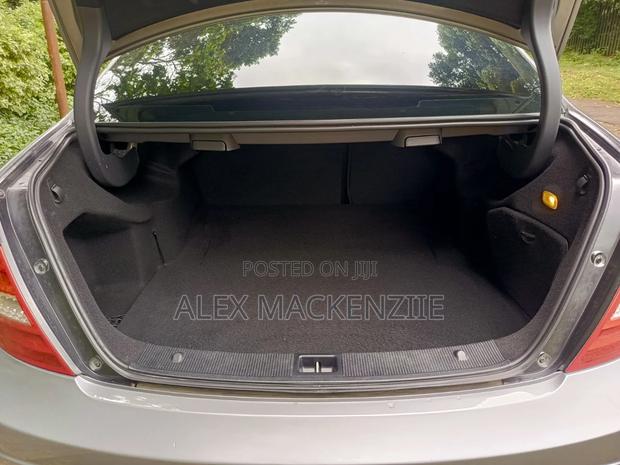 Mercedes-Benz C200 2013 Gray