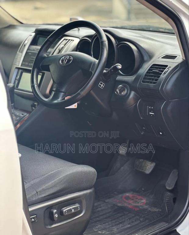 Toyota Harrier 2011 White