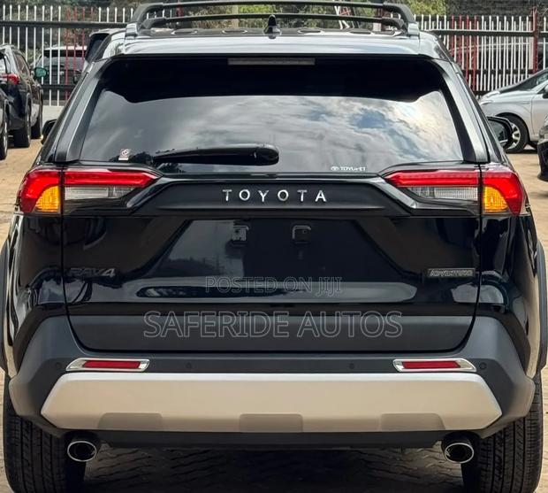 Toyota RAV4 2020 Burgundy