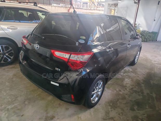 Toyota Vitz 2019 Black
