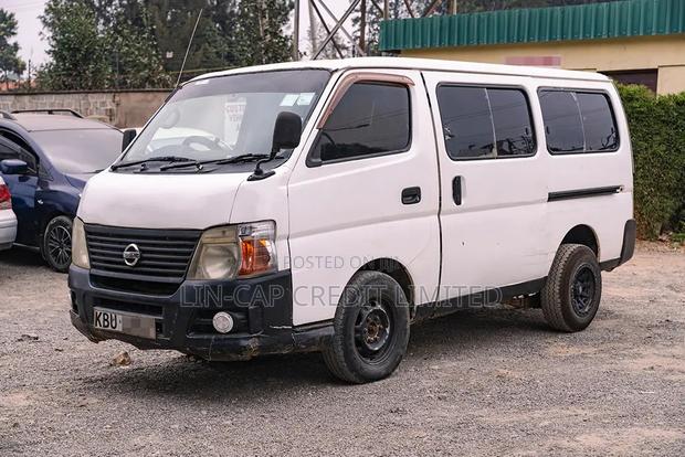 Nissan Caravan 2006 White