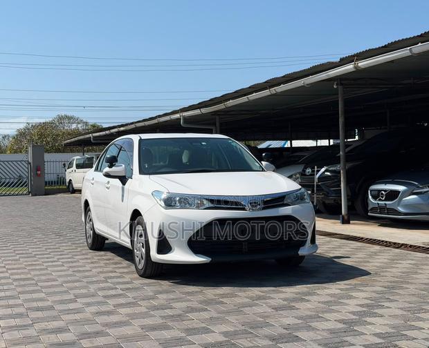 Toyota Axio 2018 White