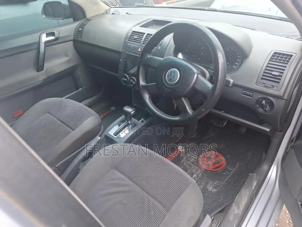 Volkswagen Polo 2006 Silver