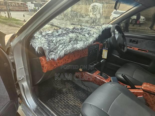Nissan Sunny 1998 Silver