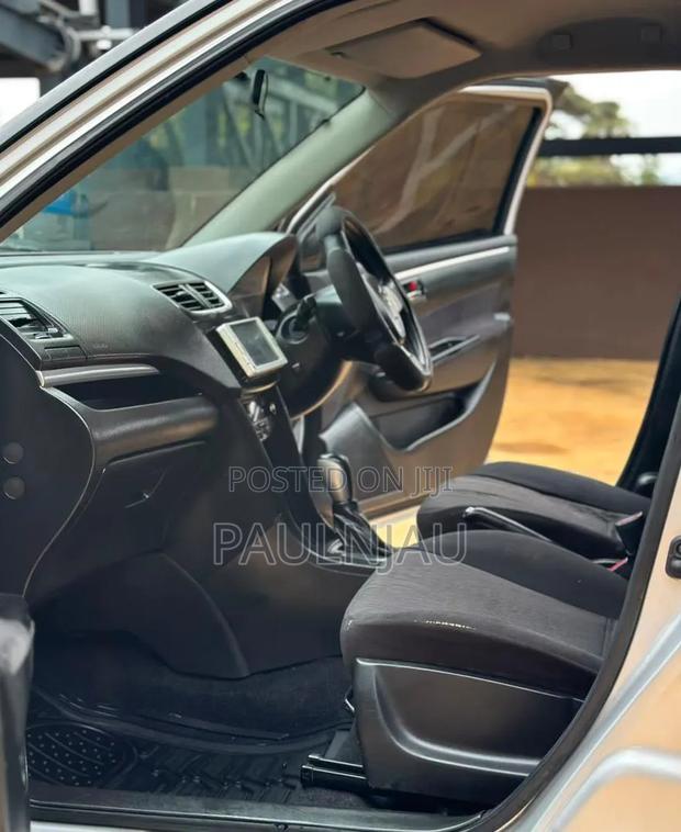 Suzuki Swift 2013 Silver