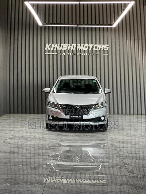 Toyota Allion 2018 Silver