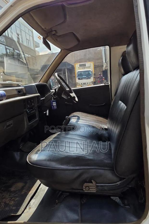 Mitsubishi L200 2008 White