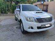 Toyota Hilux 2015 Off white for sale